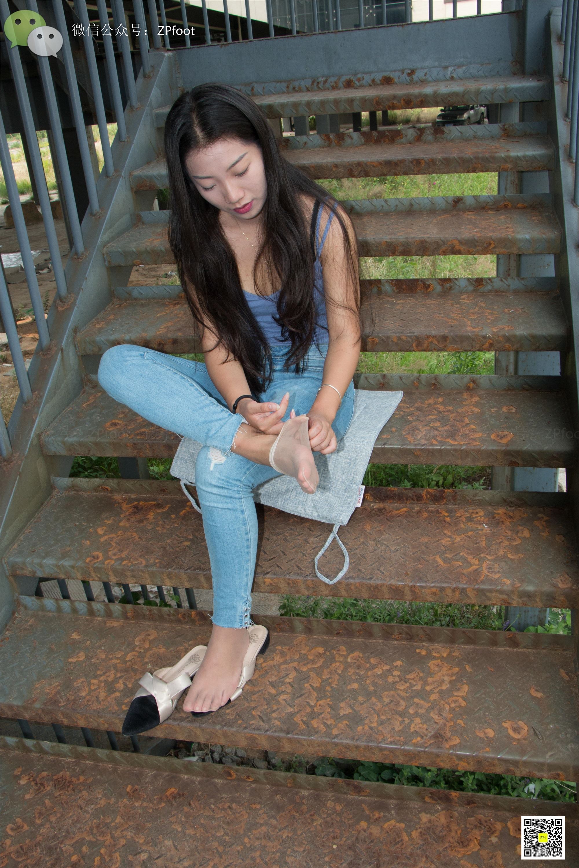 LSS山茶摄影 NO.010 芍药的短丝裸足